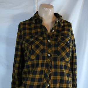 F21 Plaid Flannel shirt size small!